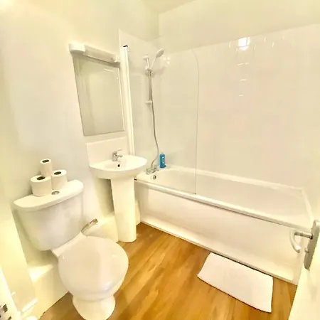 Apartamento Lovely 2 Bedroom In *